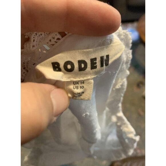 Boden White Long Sleeve Lace Button Up Broderie Detail Blouse, size 10 - Picture 5 of 6